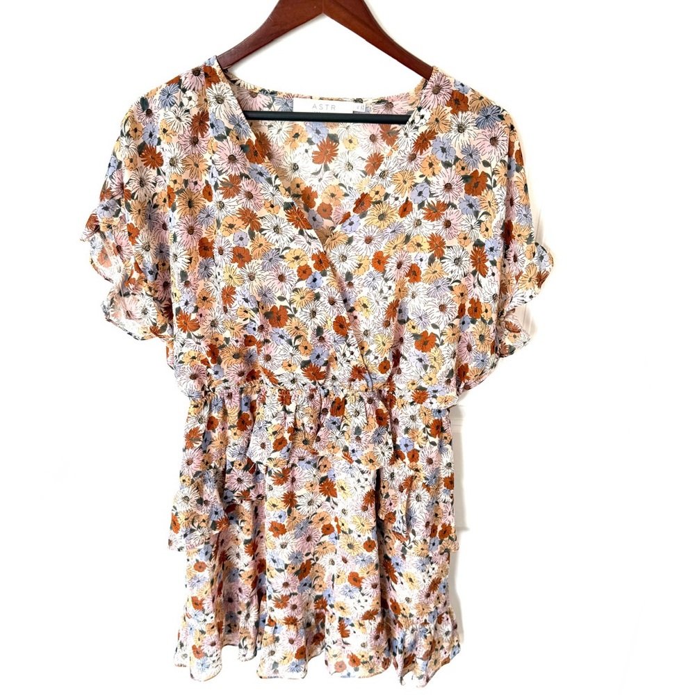 ASTR The Label Tiered Floral Dress Size Extra Large - Picture 2 of 8